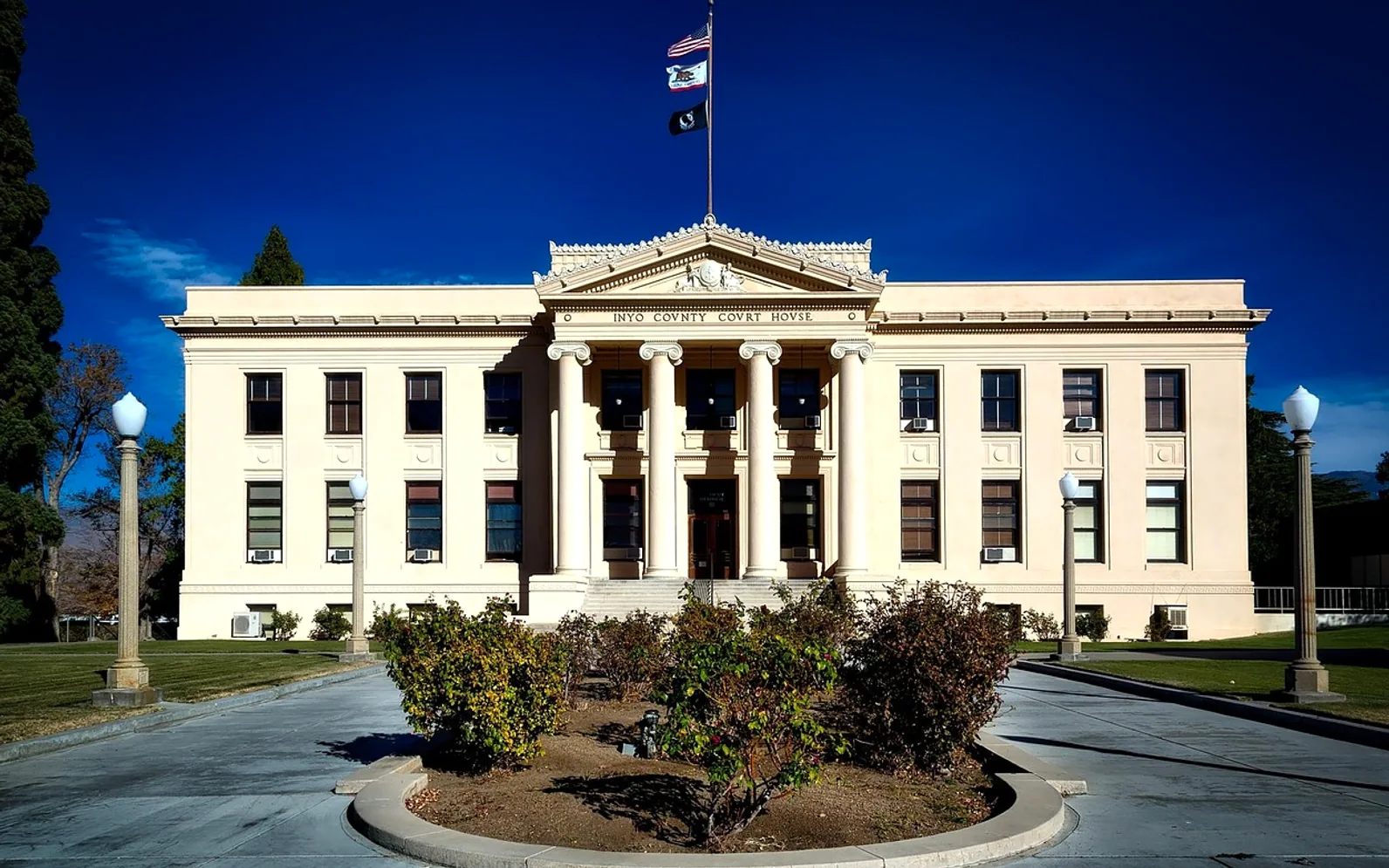 Inyo county, courthouse and architecture