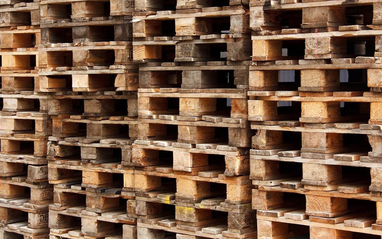 Brown, distribution and export